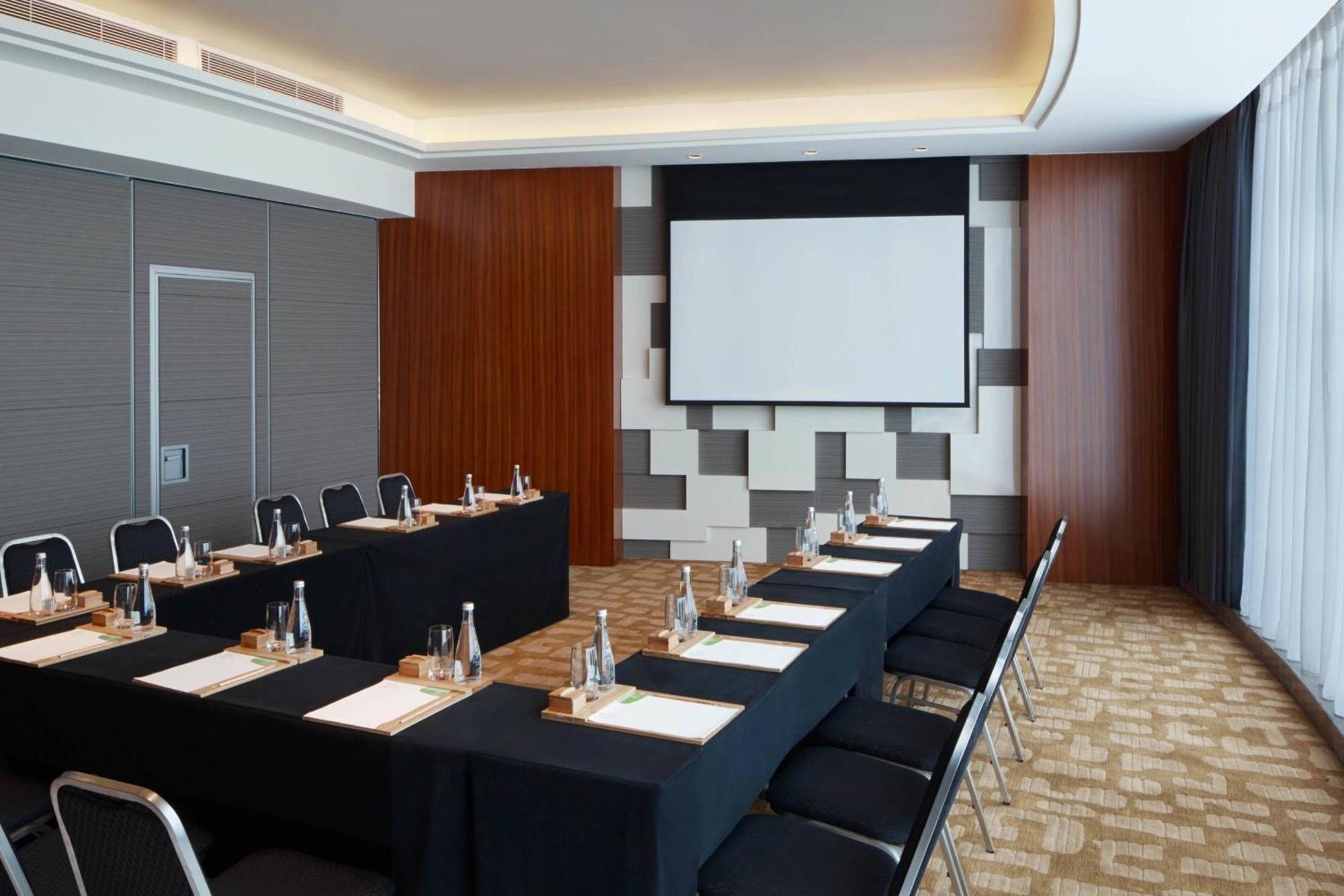 Courtyard By Marriott Hangzhou Qianjiang Exterior photo